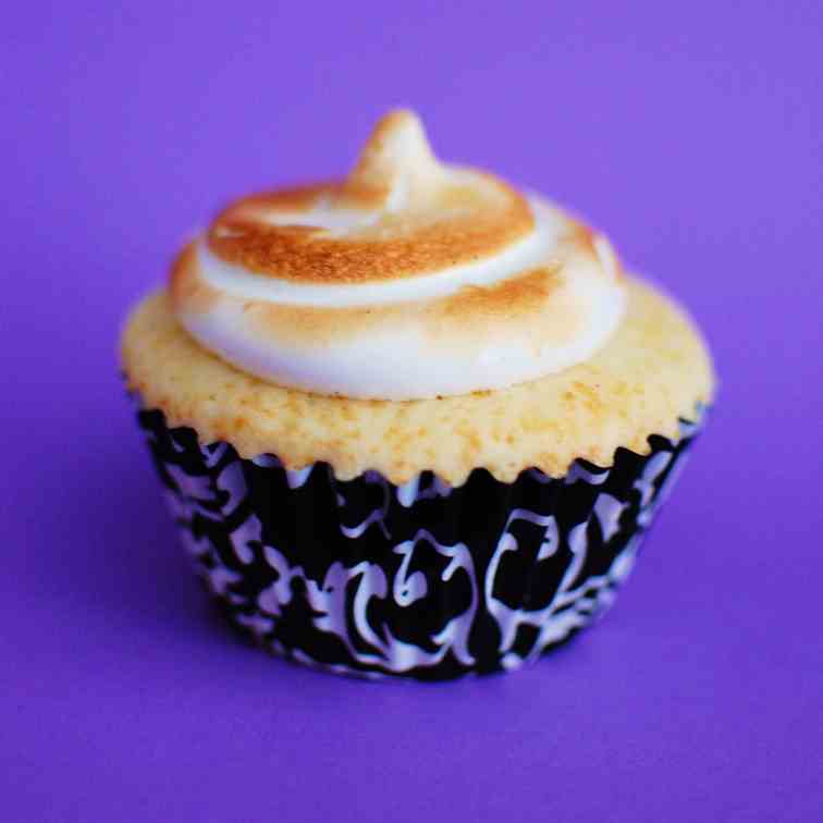 Lemon Meringue Cupcakes