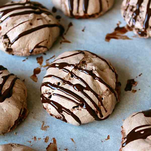 Chocolate espresso meringue cookies