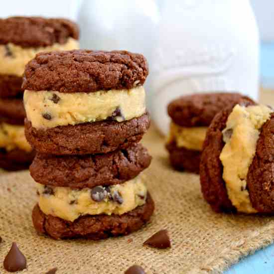 Cookie Dough Oreos