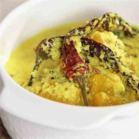 Mor Kuzhambu Recipe- South Indian Yoghurt 