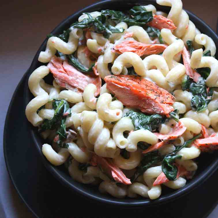 Salmon & Spinach Pasta