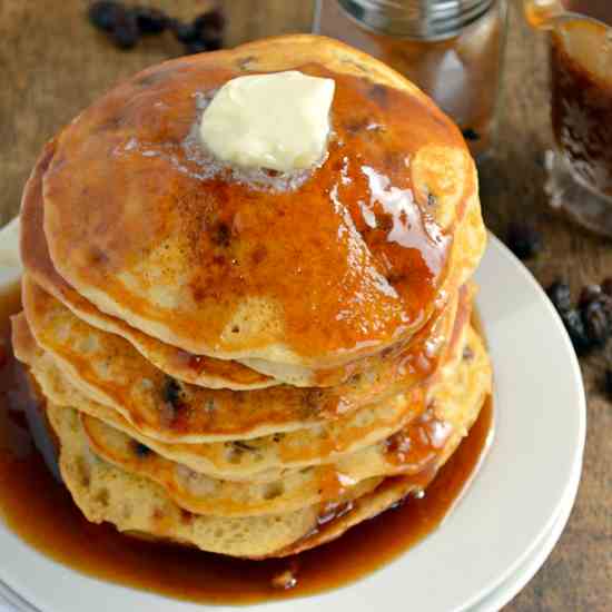 Cinnamon Raisin Bread Pancakes