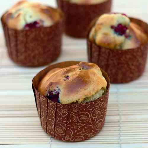 Low-fat tangerine raspberry muffins