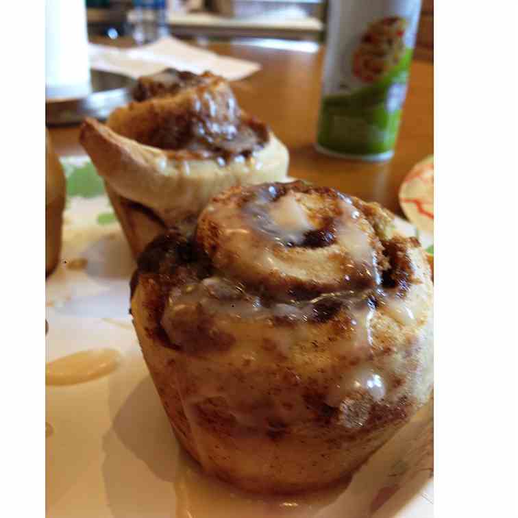 Cinnamon Roll Muffins