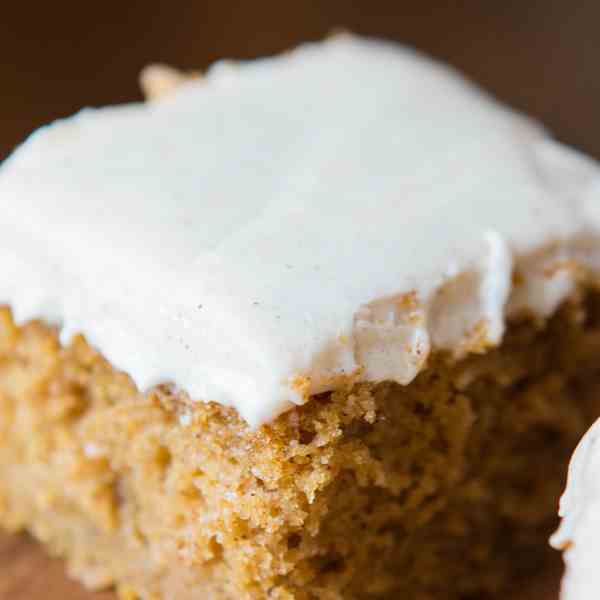 pumpkin cake white choco frosting