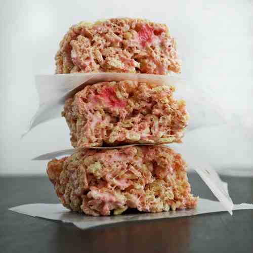 Strawberry Daiquiri Rice Krispy Treats