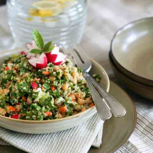Chickpea Veggie Quinoa Salad