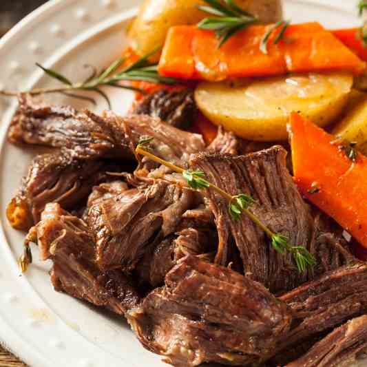 whole 30 Beef Pot Roast in the Instant Pot