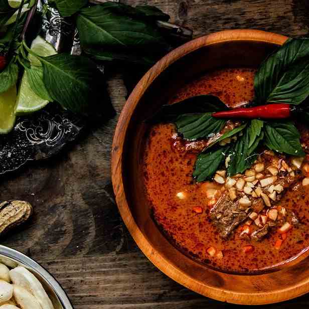 Creamy Coconut Red Thai Curry