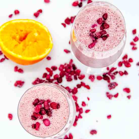 Pomegranate and Banana Smoothie