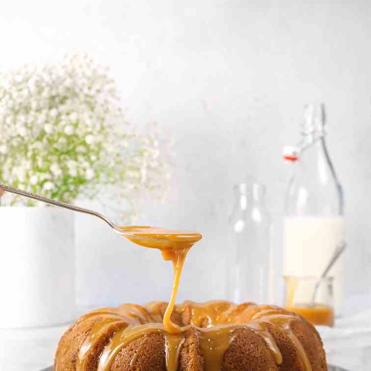 Spiced Apple Bundt Cake with Caramel