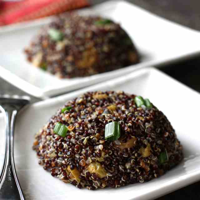 Black Quinoa Salad w/Cumin Orange Dressing