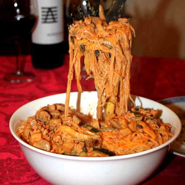 Spaghetti w Zucchini-Sausage Sauce