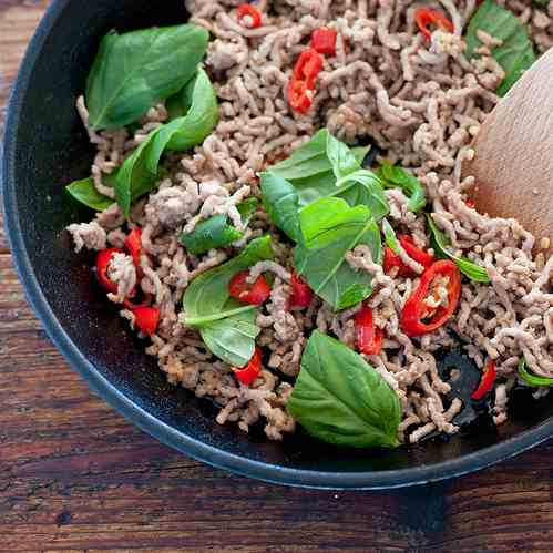 stir fry of chicken & basil