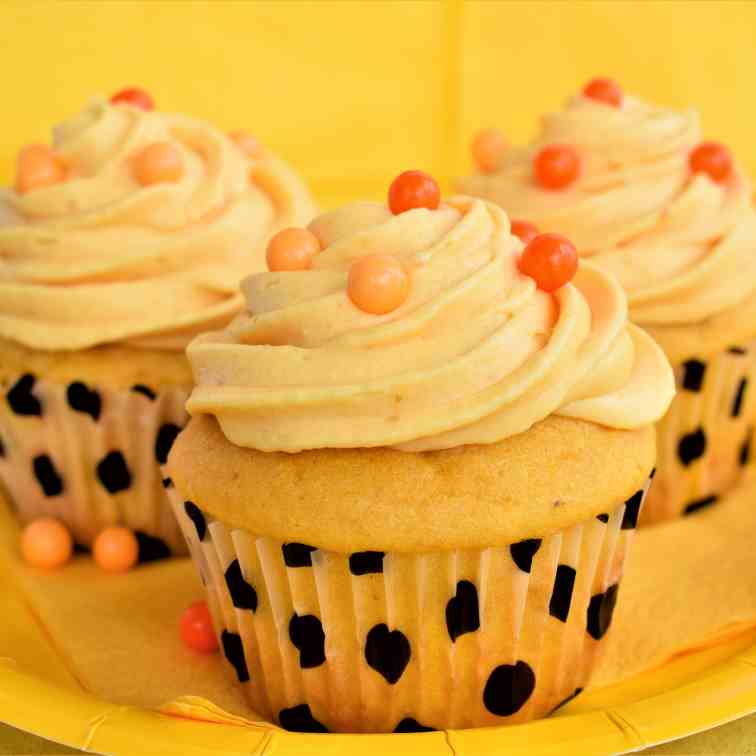 Super Moist Pumpkin Cupcakes