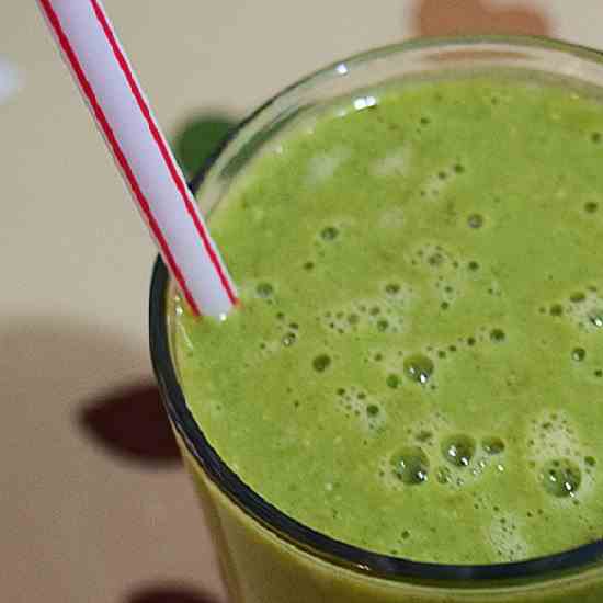 Apple-Orange Green Smoothie