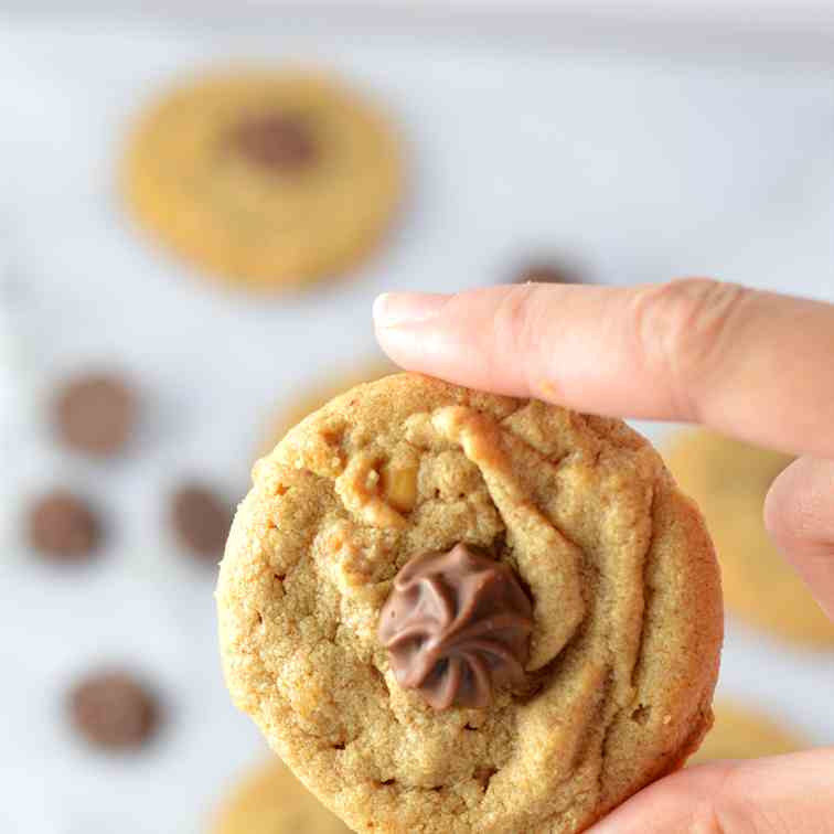 Rosebud Peanut Butter Cookies