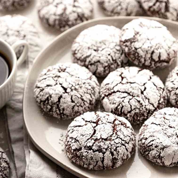 Chocolate Crinkle Cookies