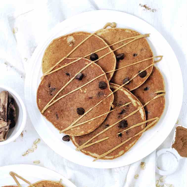 Oatmeal Chocolate Chip Protein Pancakes