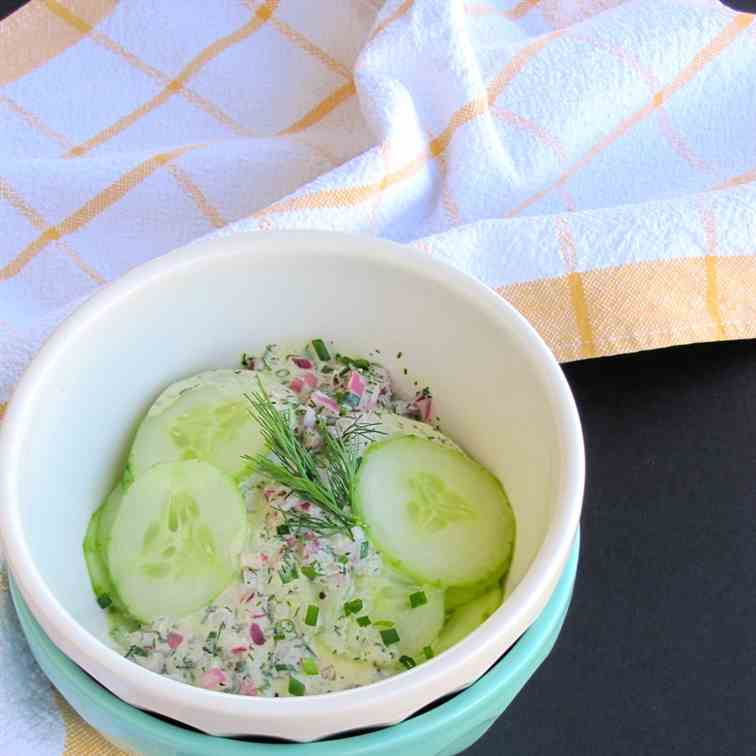 German Cucumber Salad (Gurkensalat)