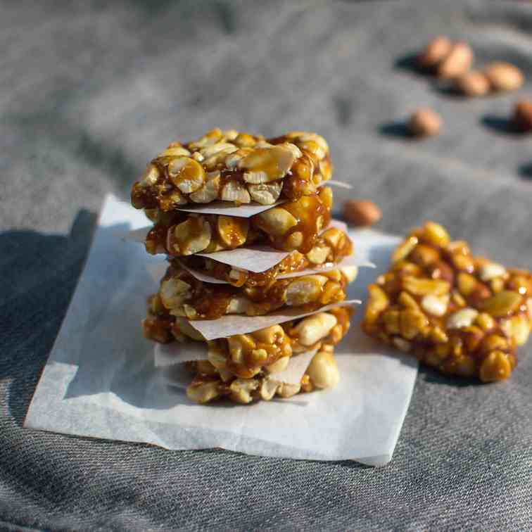 Shengdana Chikki - Moongfali Chikki - Pean