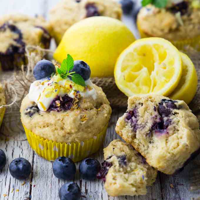 Eggless Blueberry Muffins 