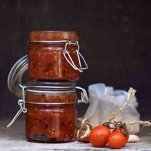 Spicy Vine Tomato Relish