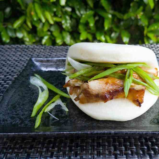 Chinese Roast Chicken Buns