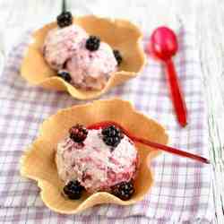 Blackberry ice cream