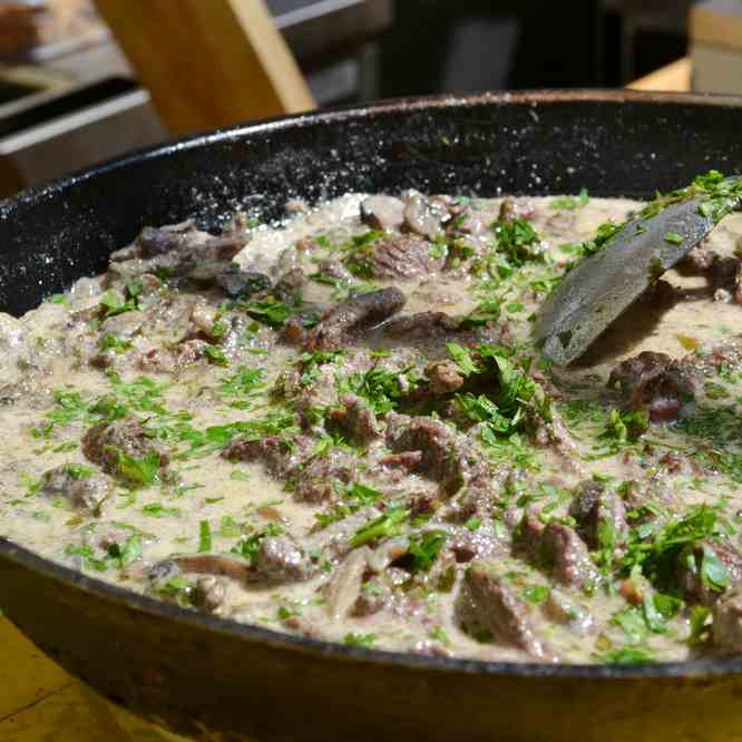 20 Minute Beef Stroganoff With Cream Chees