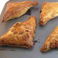 Crab, chilli & lime pasties