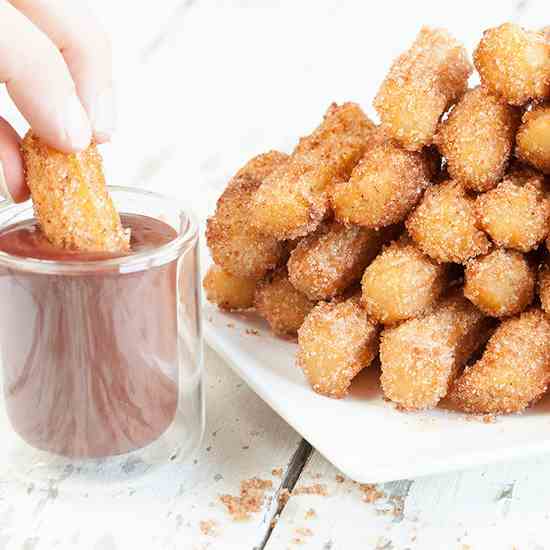 Churros with raspberry chocolate sauce