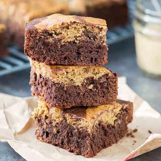 Paleo Tahini Swirl Brownies 