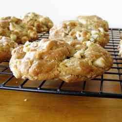 Brown Butter White Choco Mac Nut Cookies