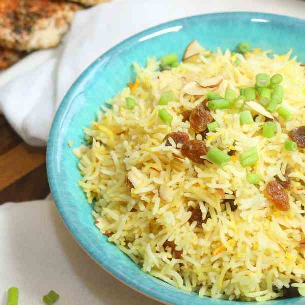 Saffron Rice with Almonds and Raisins