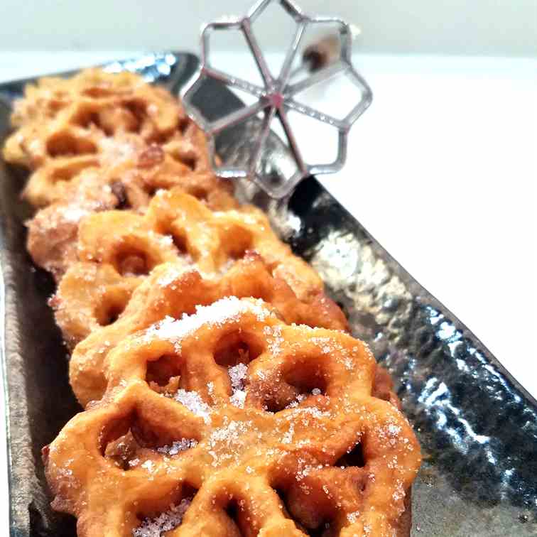 Rosette Cookies for the Carnival