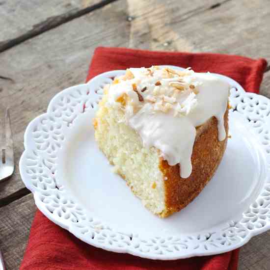 Louisiana Crunch Cake