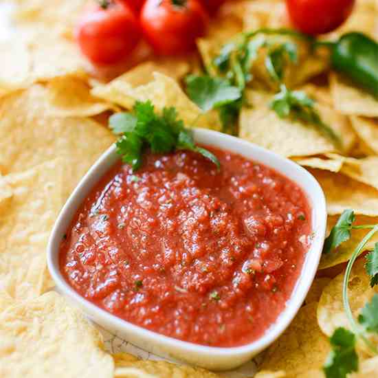 Easy Homemade Salsa