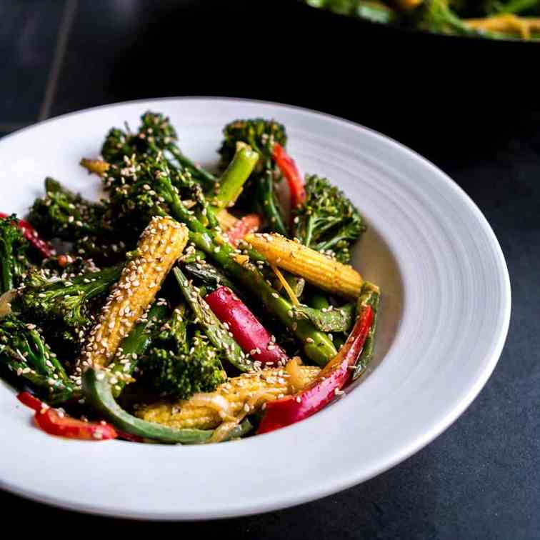 Tenderstem Stir Fry w- sriracha mayo sauce