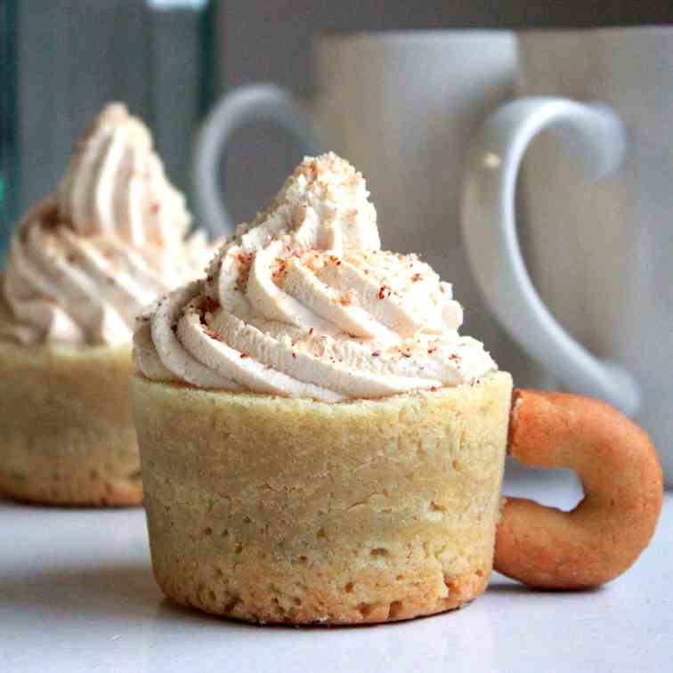 Coffee cup cookie with Bailey cream