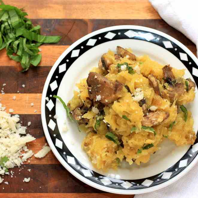 Roasted Spaghetti Squash with Mushrooms