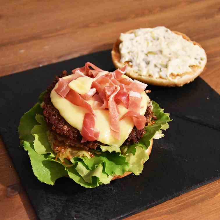 The -Au Chalet- Burger