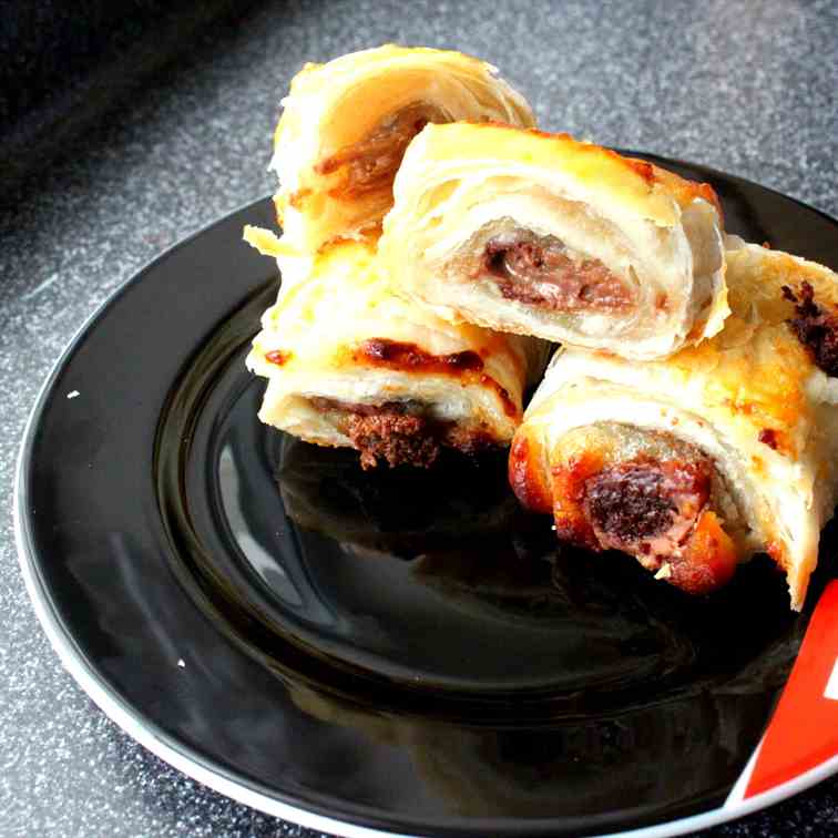 Almond-Chocolate Rolls