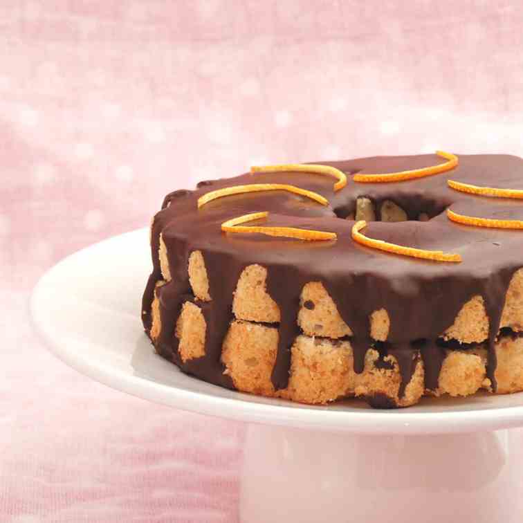 Cake with chocolate and orange