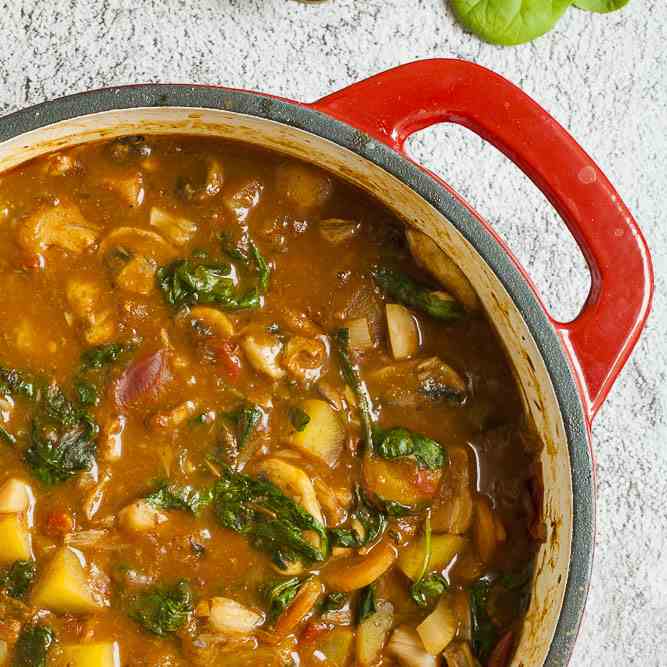 Vegan Stew with Jackfruit Beef