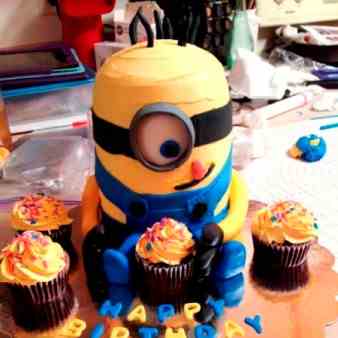 How To Make Best Birthday Minion Cake