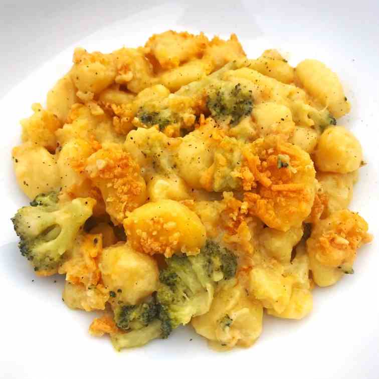 Baked Cheesy Broccoli Gnocchi Casserole 