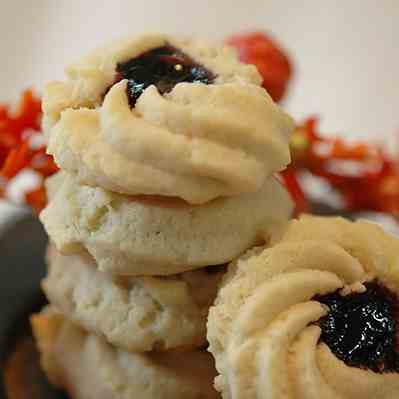 Shortbread Cookies with Jam