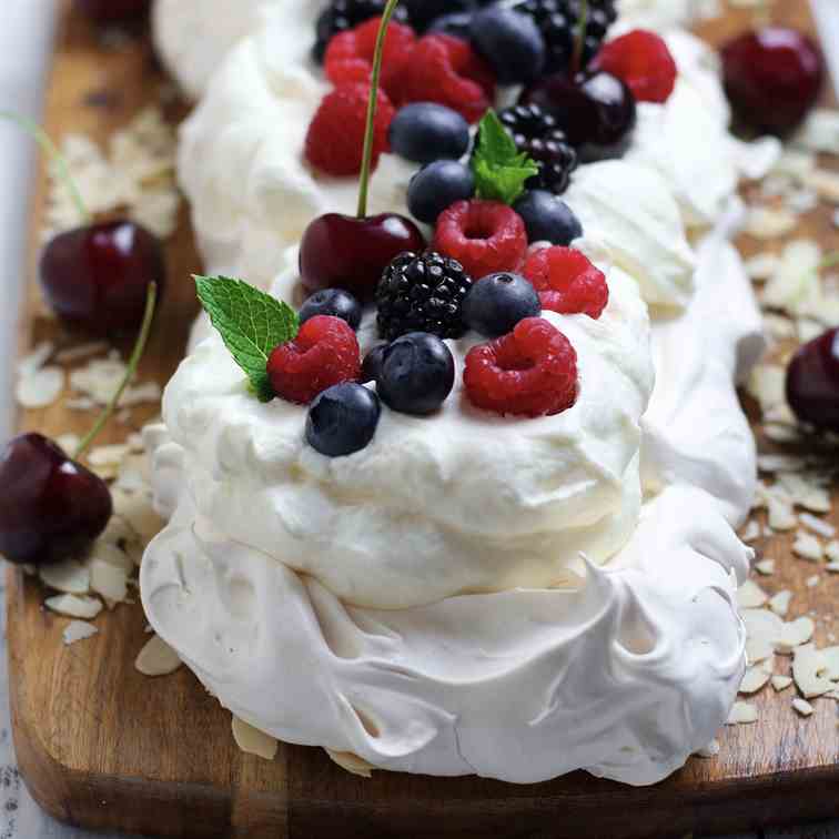 Summer Berry Pavlova Slice