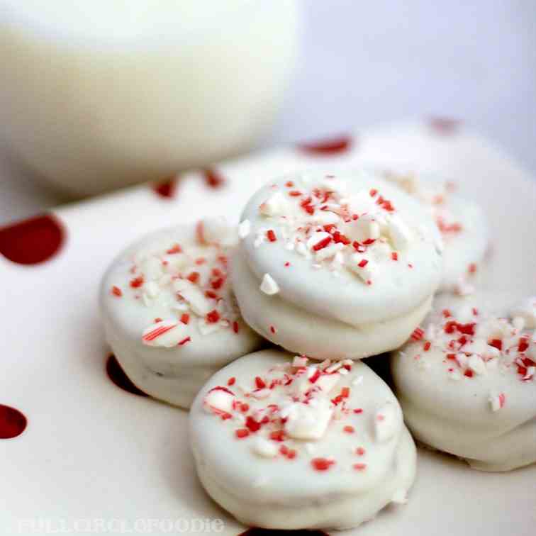 Peppermint Bark Oreos